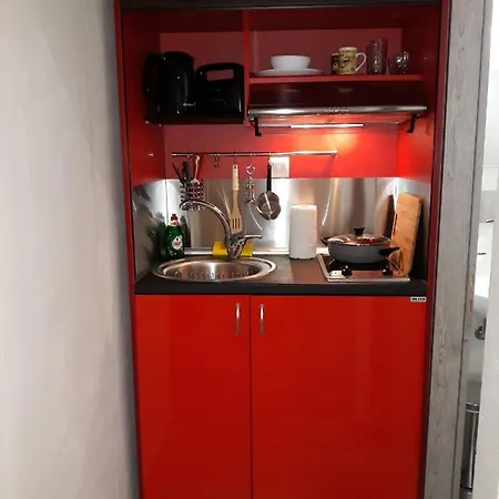 Studiosbank Kab F Apartment